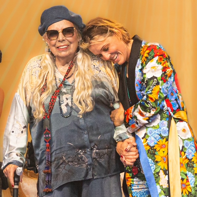 Brandi Carlile squeezes Joni Mitchell's art onstage at Newport Folk Festival