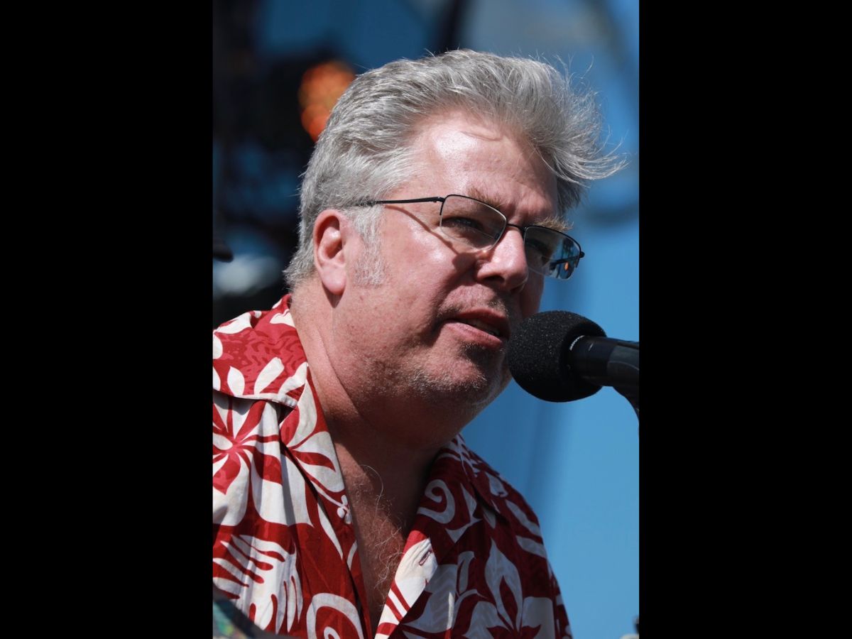 Mojo Nixon performs on the 2020 Outlaw Country Cruise